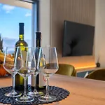 Апартаменты Koleus - Sea View & Pool *