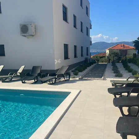 Koleus - Sea View & Pool * Slatine