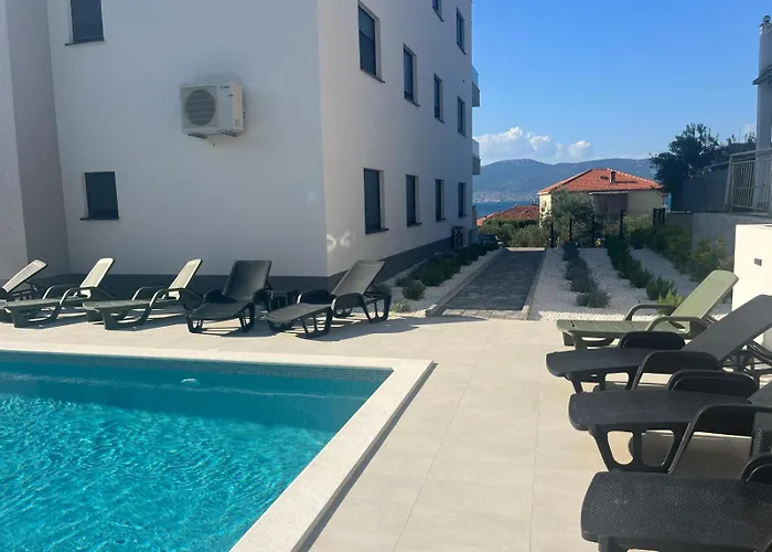 Koleus - Sea View&pool * Slatine