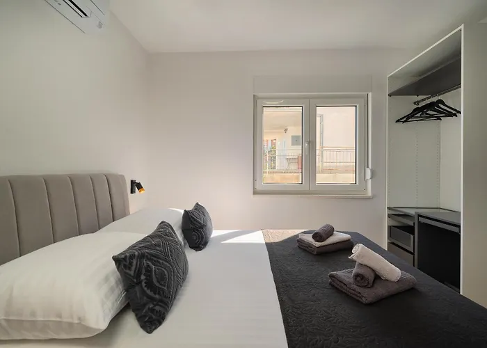 Apartmán Koleus - Sea View & Pool Slatine