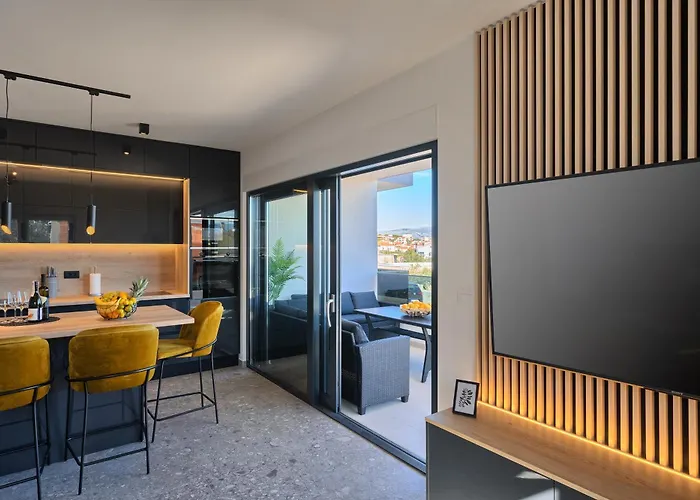 Koleus - Sea View & Pool Slatine
